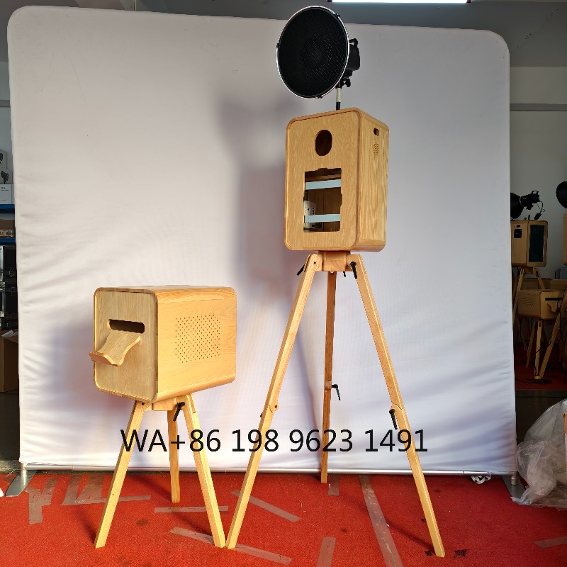 Photomaton rétro en bois avec  - Photography Wedding avis et prix