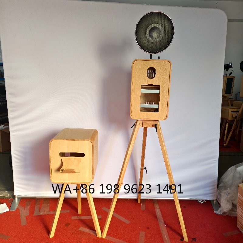 Photomaton rétro en bois avec  - Photography Wedding avis et prix